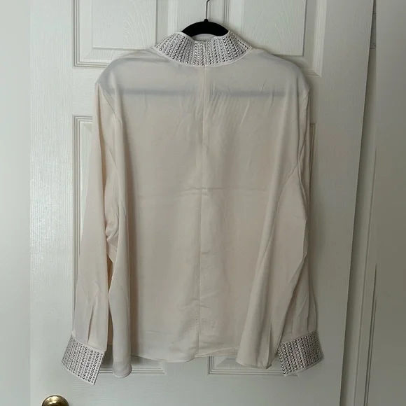 H&M Blouse - Picture 16 of 16